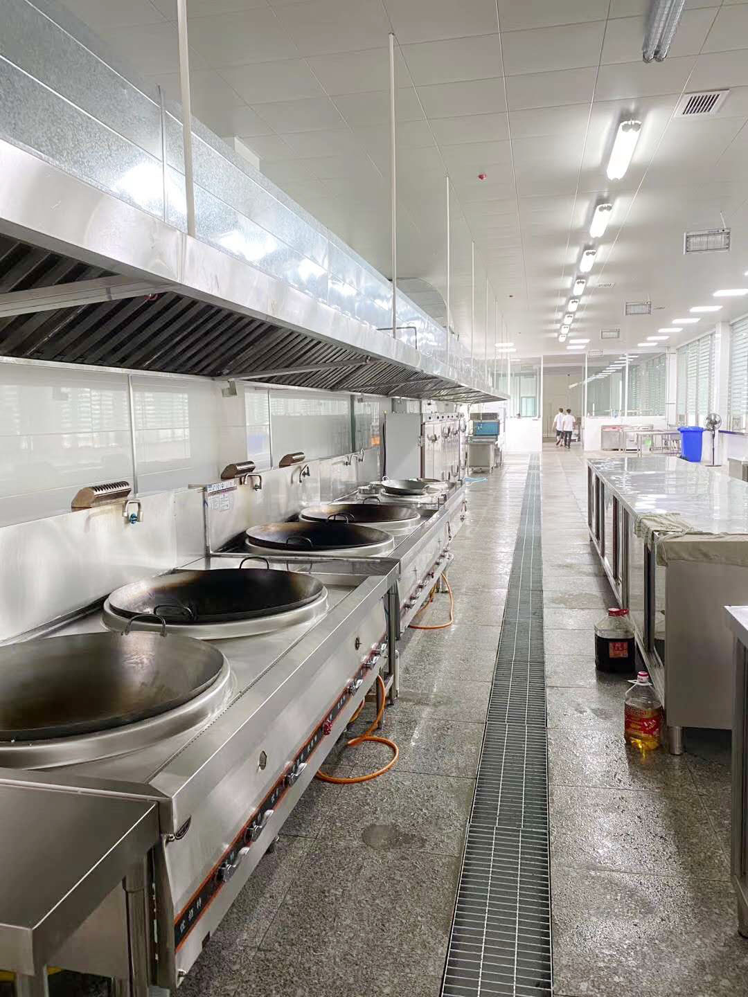 大型商用午夜福利视频网站设备